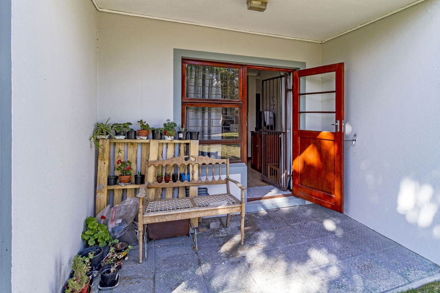 2 Bedroom Property for Sale in Twin Palms Western Cape